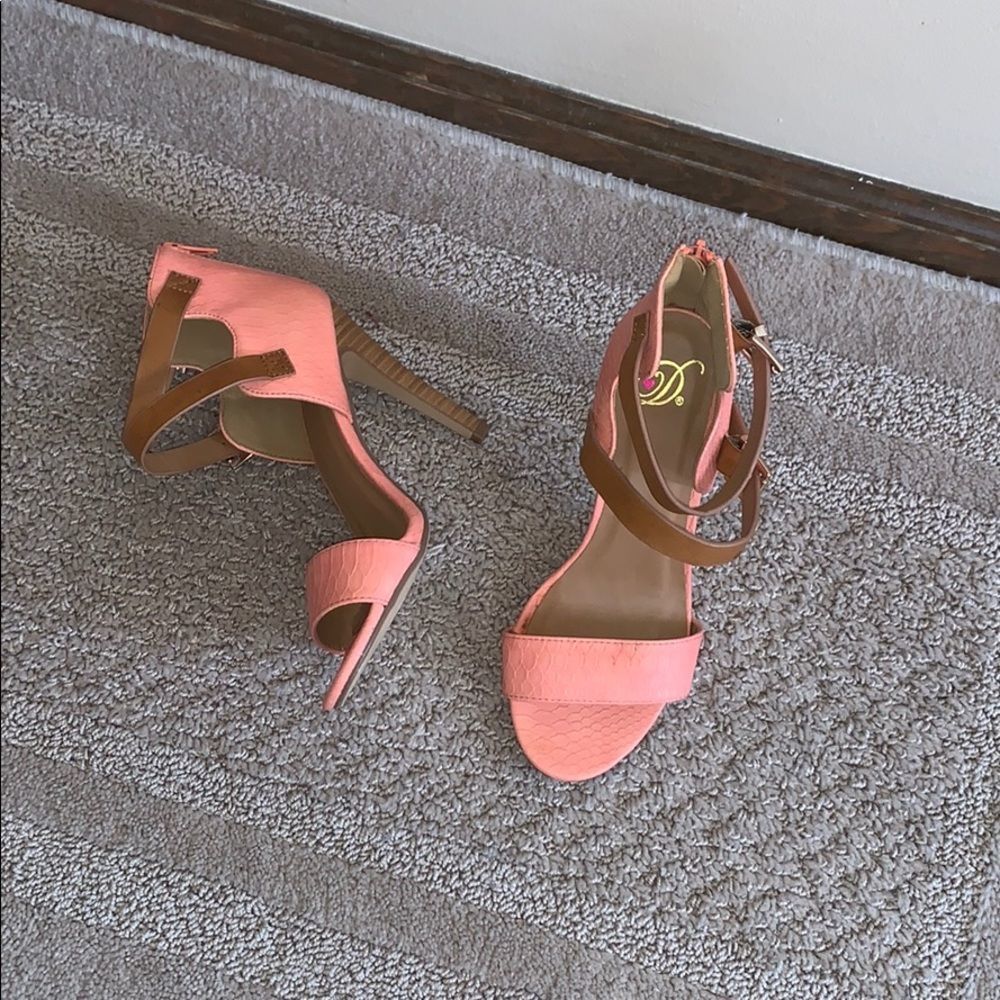 Coral Heels